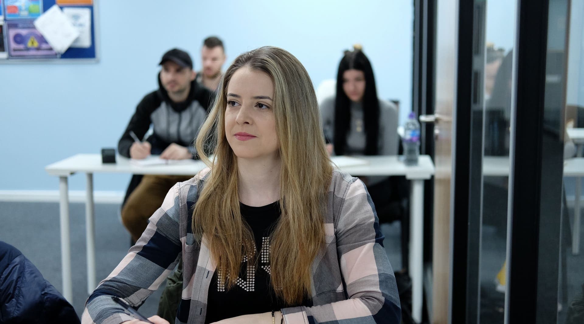 WIC lecturer supporting a Health and Social Care student